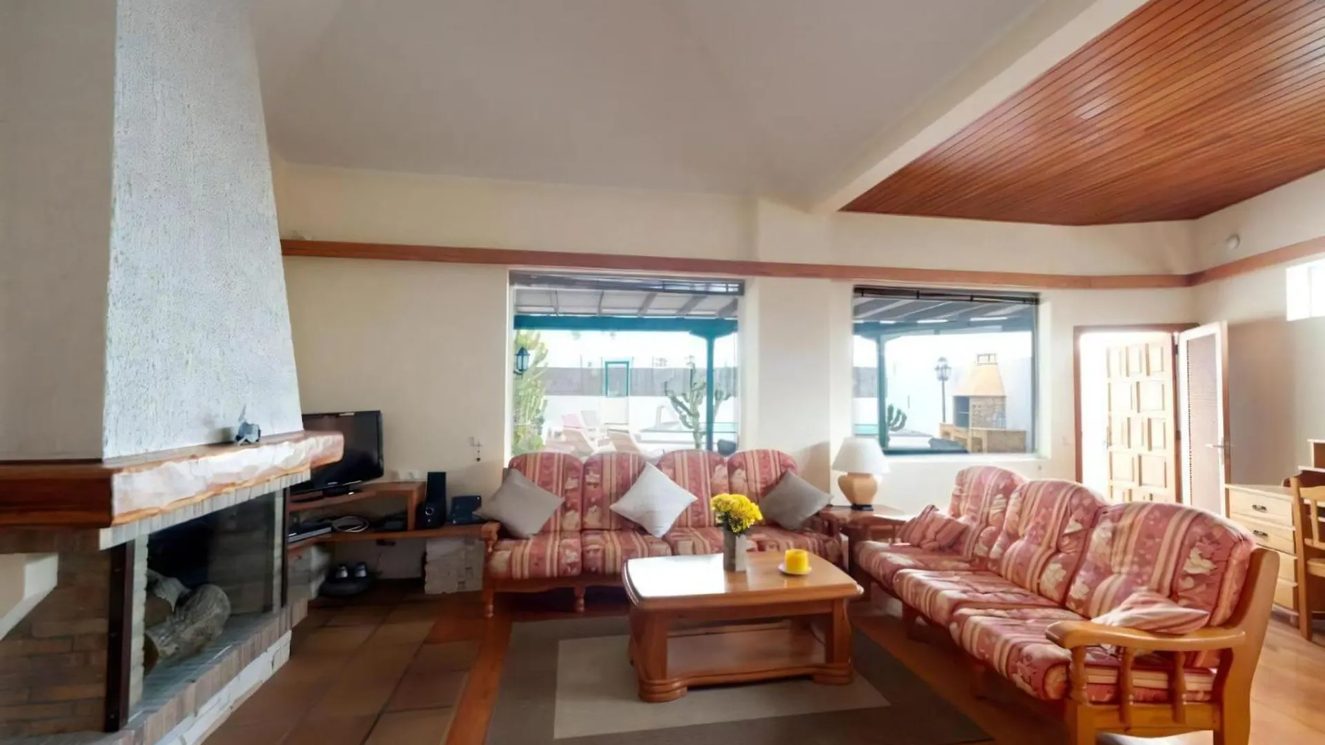 Сasa de vacaciones Komplett Ausgestattetes Ferienhaus In Bester Lage, Costa Teguise España