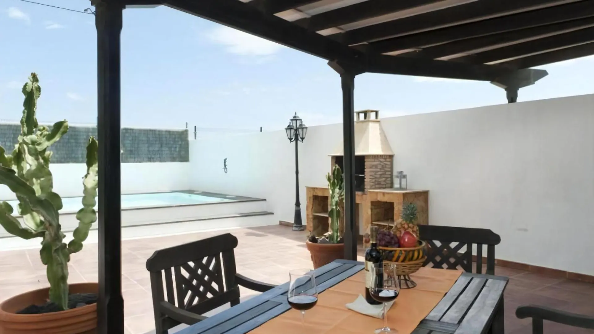 Komplett Ausgestattetes Ferienhaus In Bester Lage, Costa Teguise